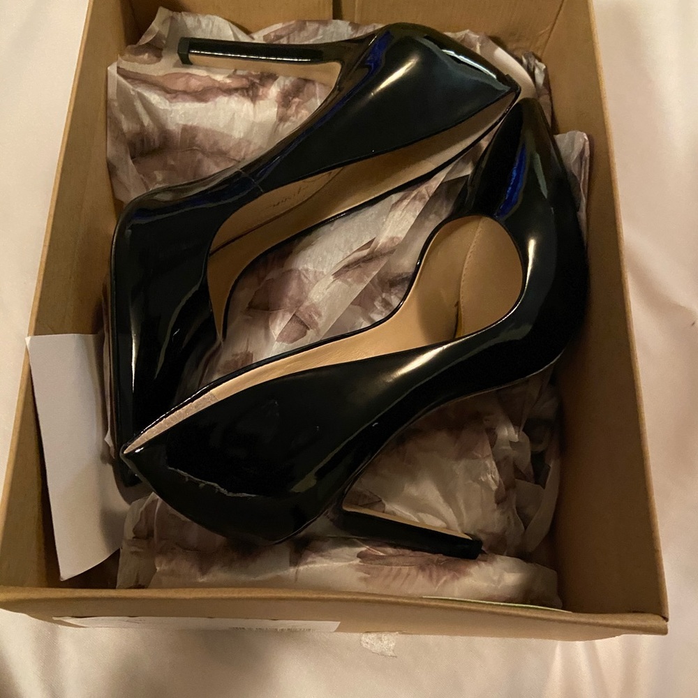 Jessica Simpson Black Patent Heels